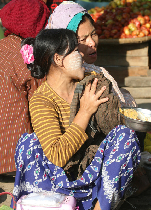 Lunch_Gossip